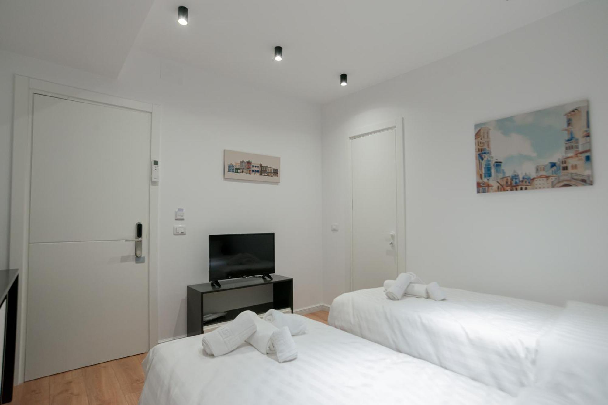La Gioia Apartment ติรานา ภายนอก รูปภาพ